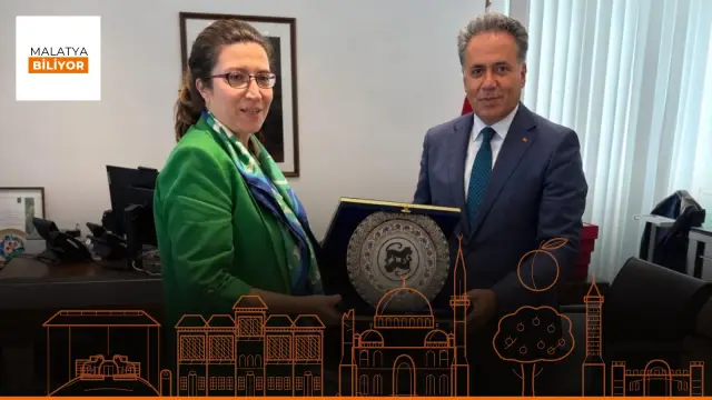 İnönü Üniversitesi Rektörü Akpolat, Almanya'da Frankfurt Başkonsolosluğuna gitti